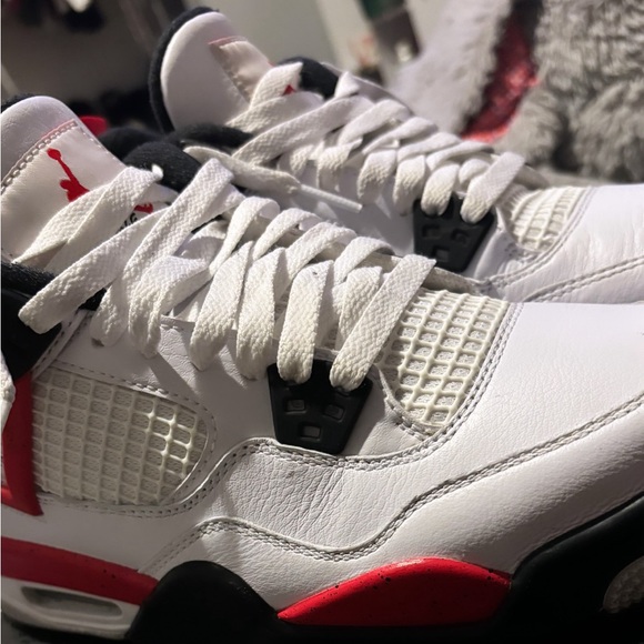 Only worn once! - Picture 4 of 8